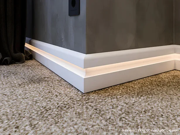 Led Işıklı Süpürgelik